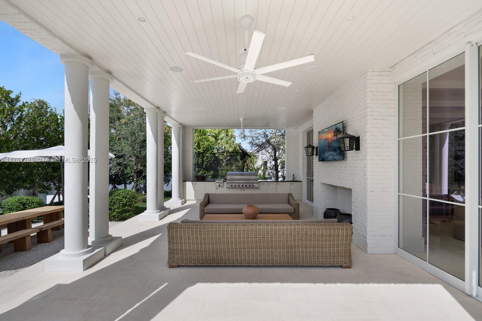 9330 Gallardo St Coral Gables, FL 33156