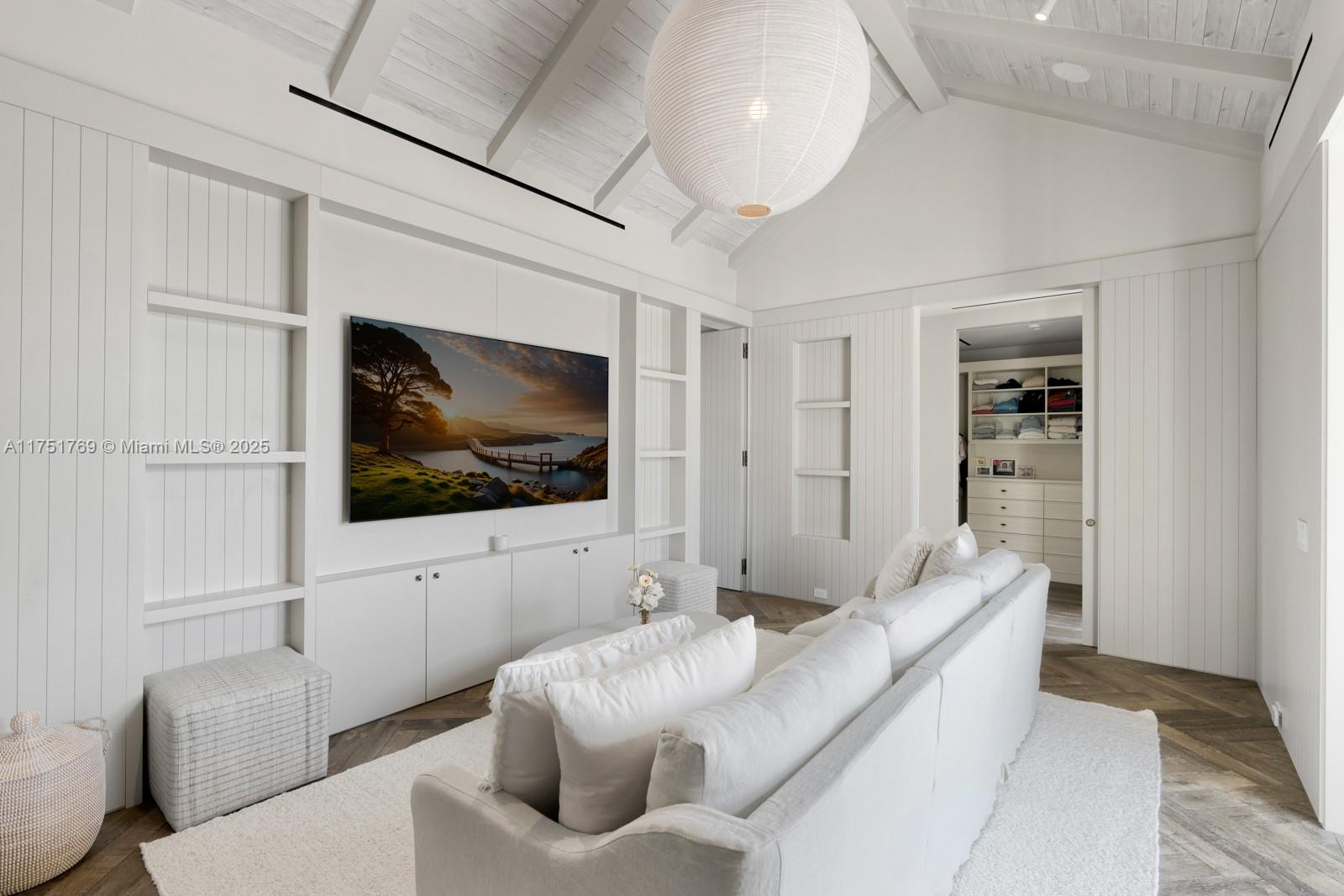 9330 Gallardo St Coral Gables, FL 33156