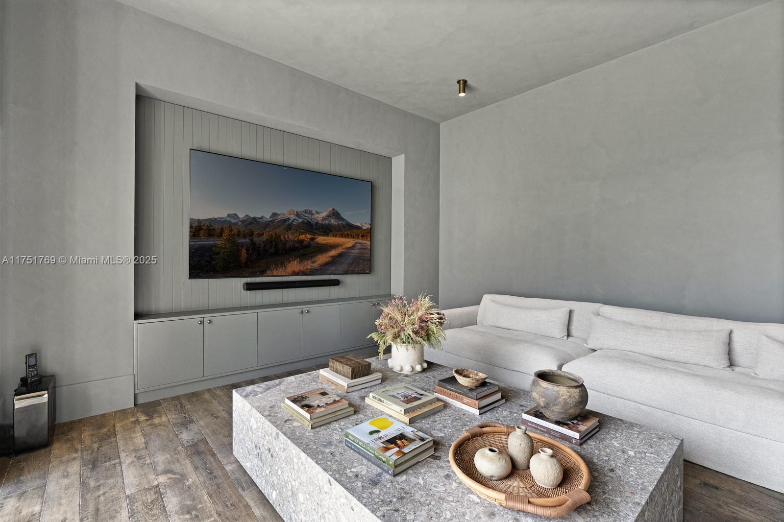 9330 Gallardo St Coral Gables, FL 33156