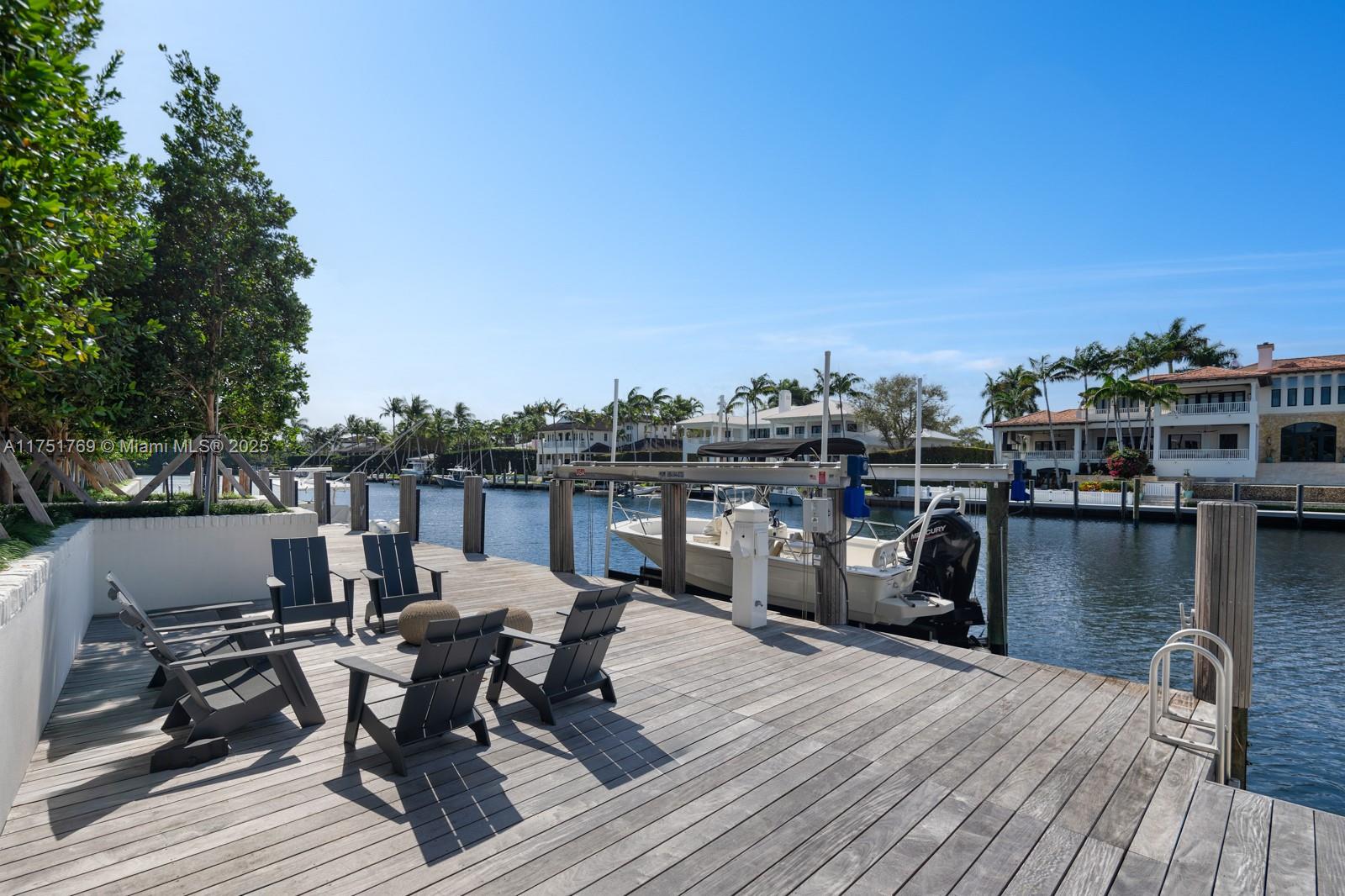 9330 Gallardo St Coral Gables, FL 33156