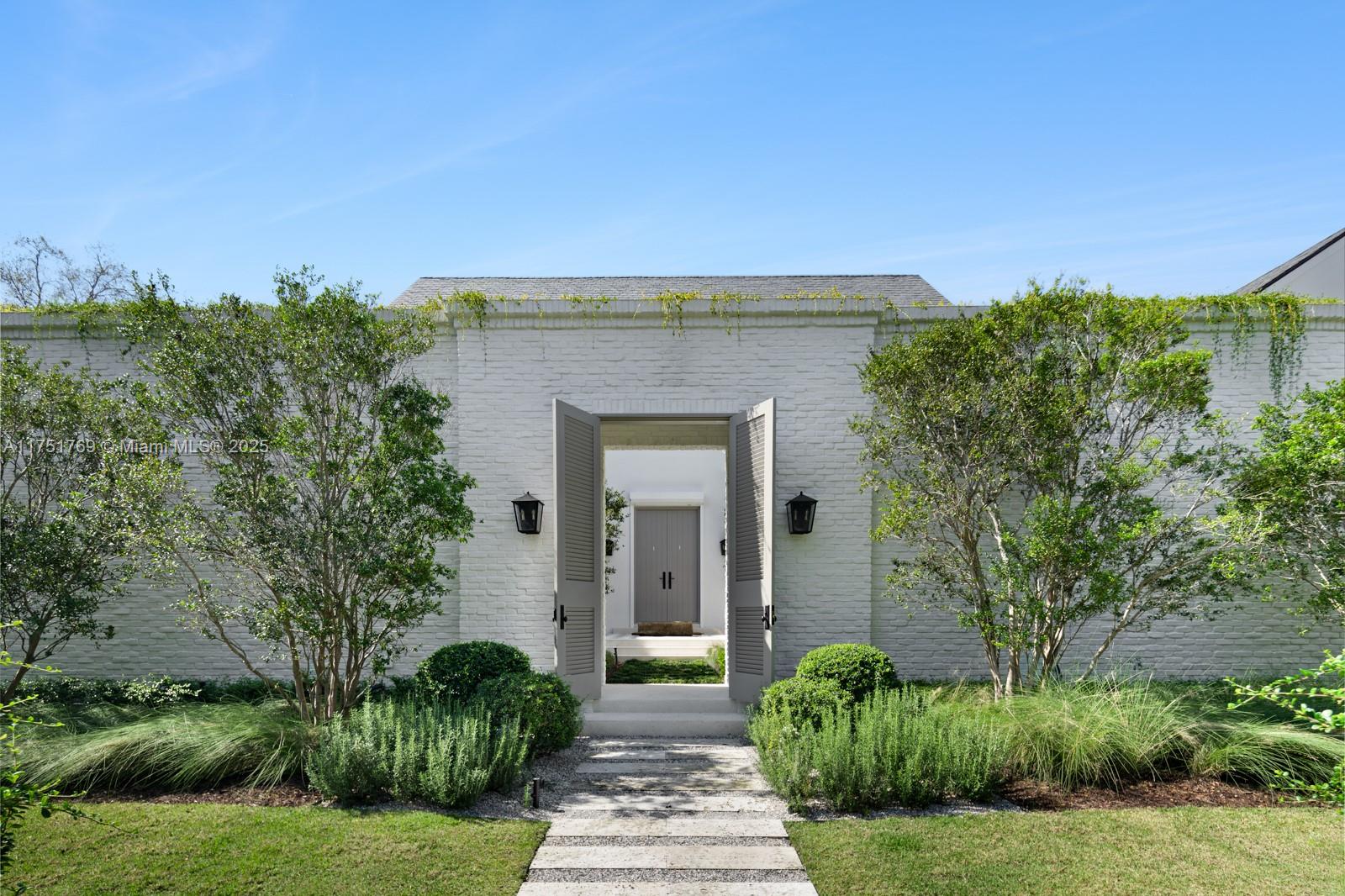 9330 Gallardo St Coral Gables, FL 33156