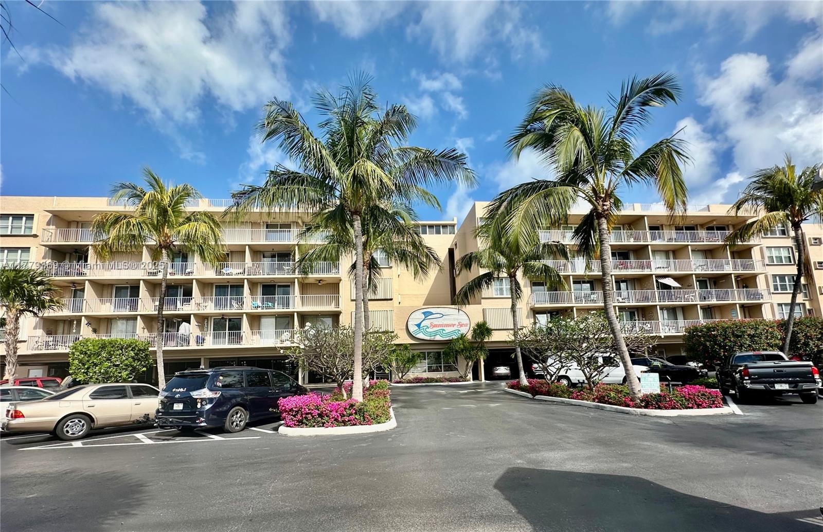 image Summer Sea Condo9