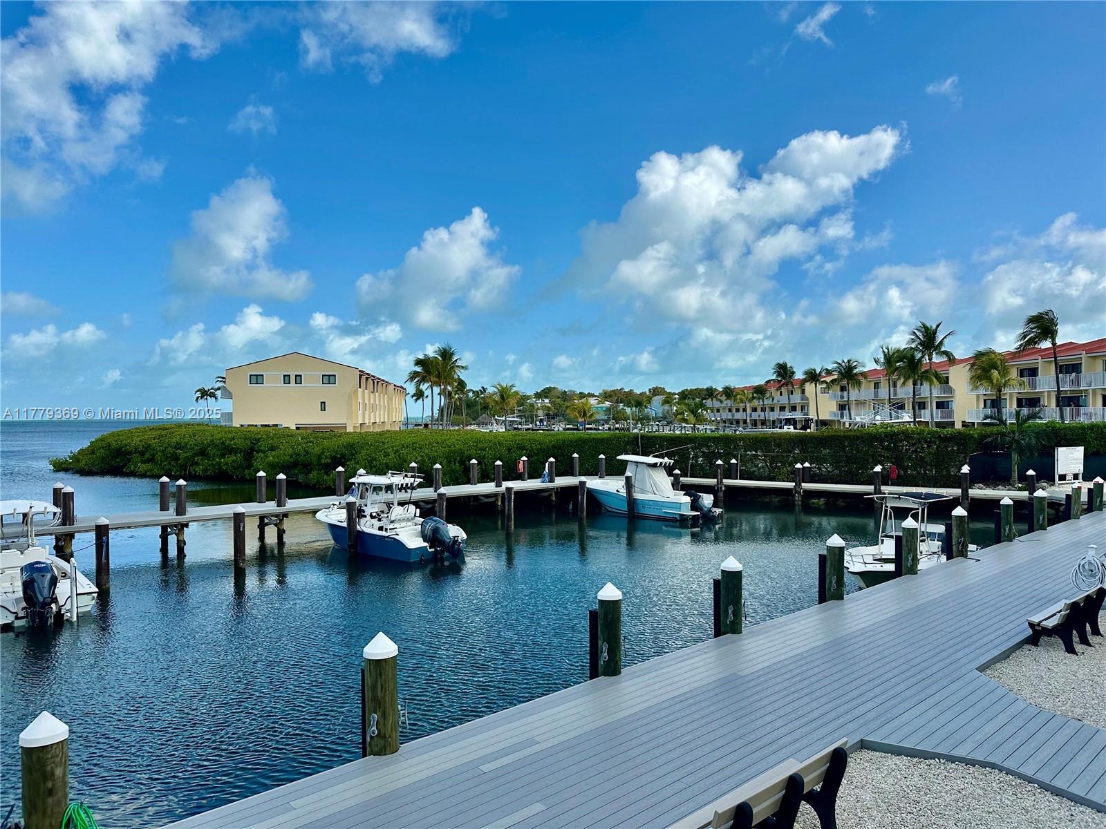 image Summer Sea Condo11