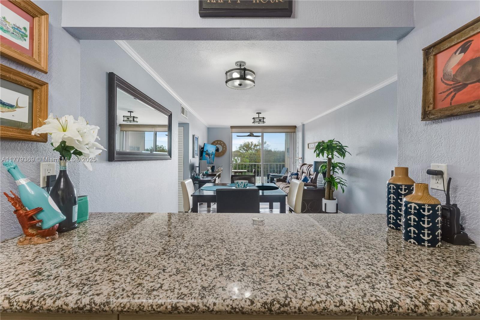 image Summer Sea Condo17