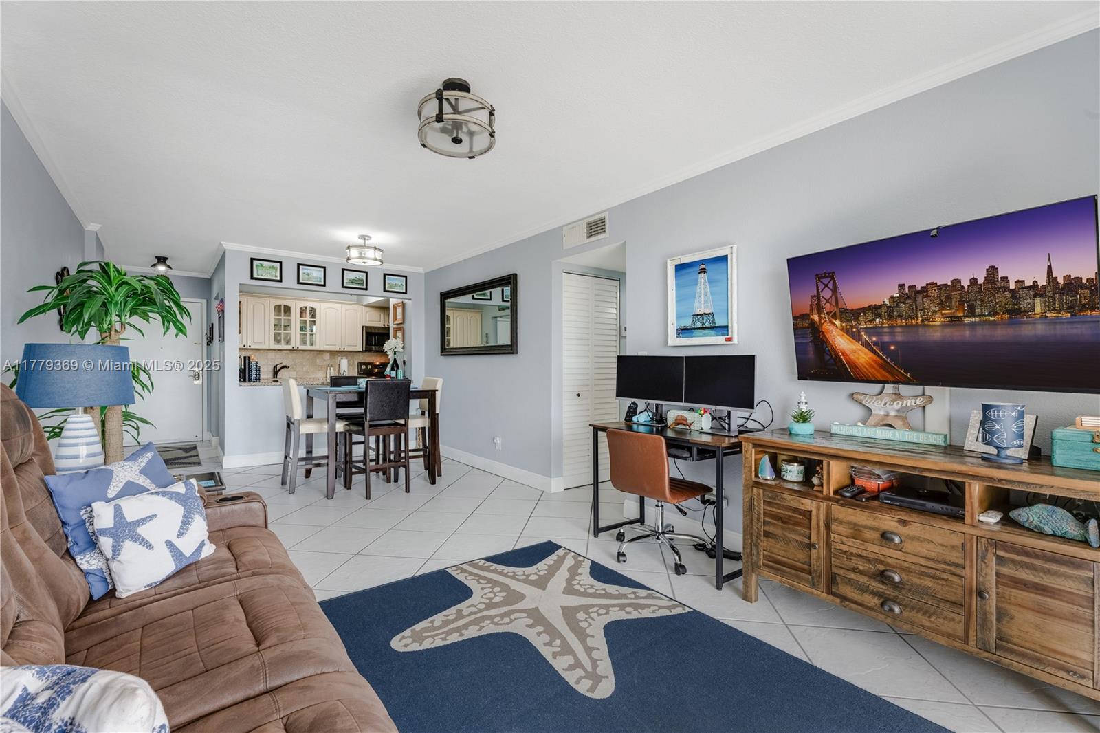 image Summer Sea Condo20