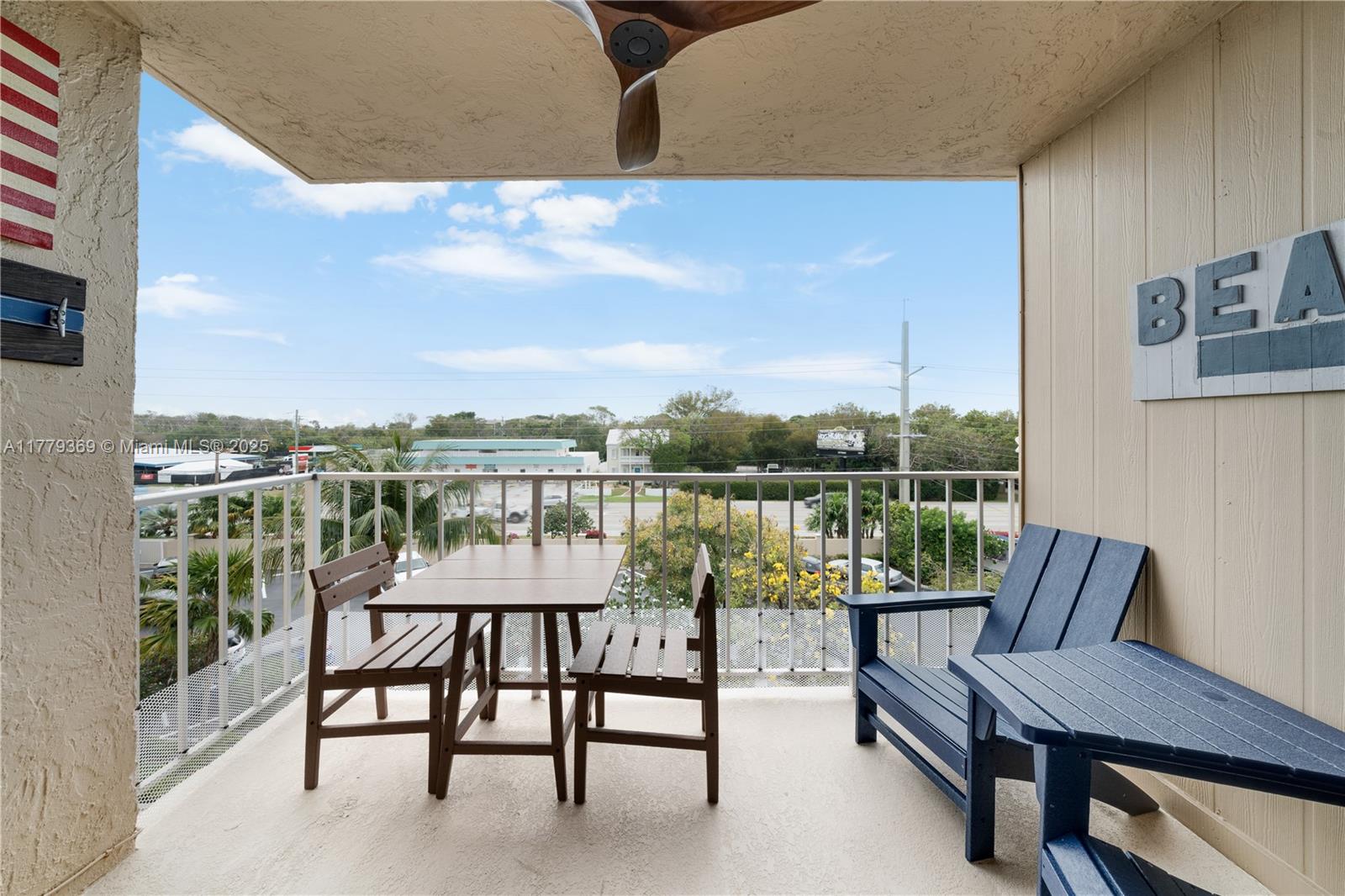 image Summer Sea Condo22