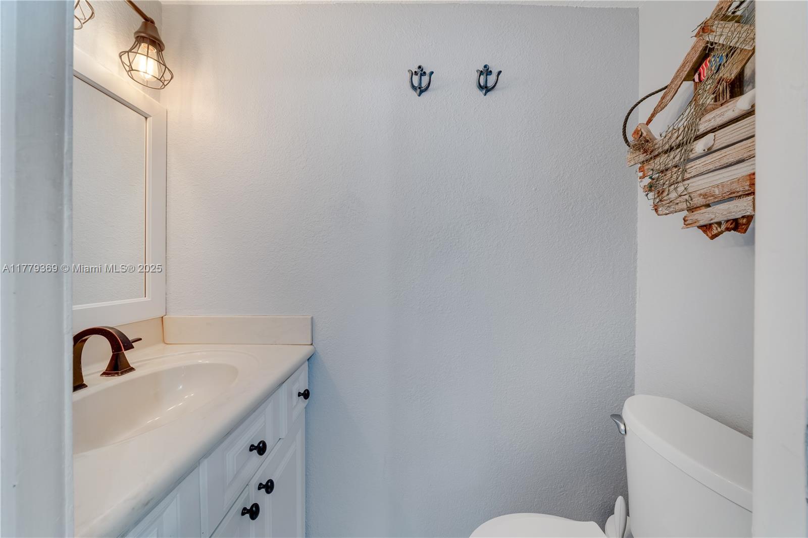 image Summer Sea Condo34