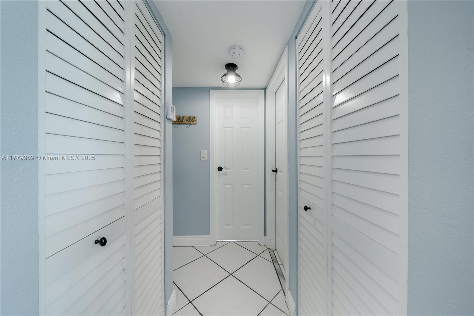 image Summer Sea Condo35