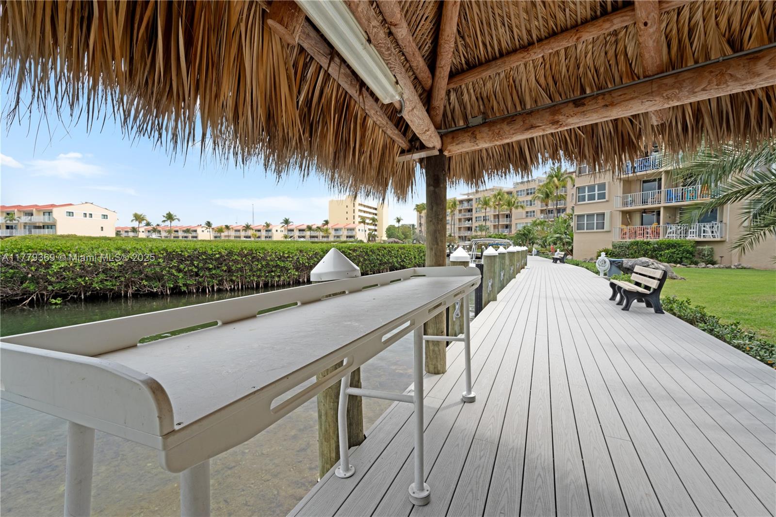 image Summer Sea Condo47