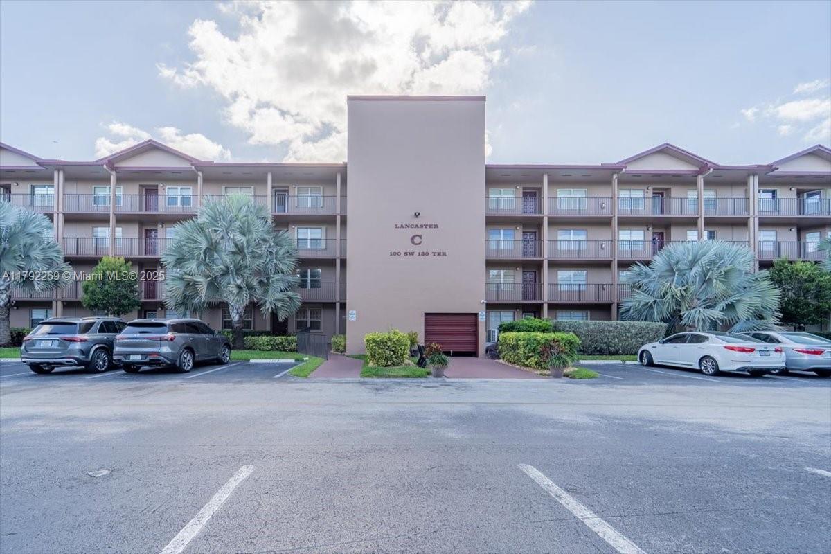 100 SW 130th Ter #412C
