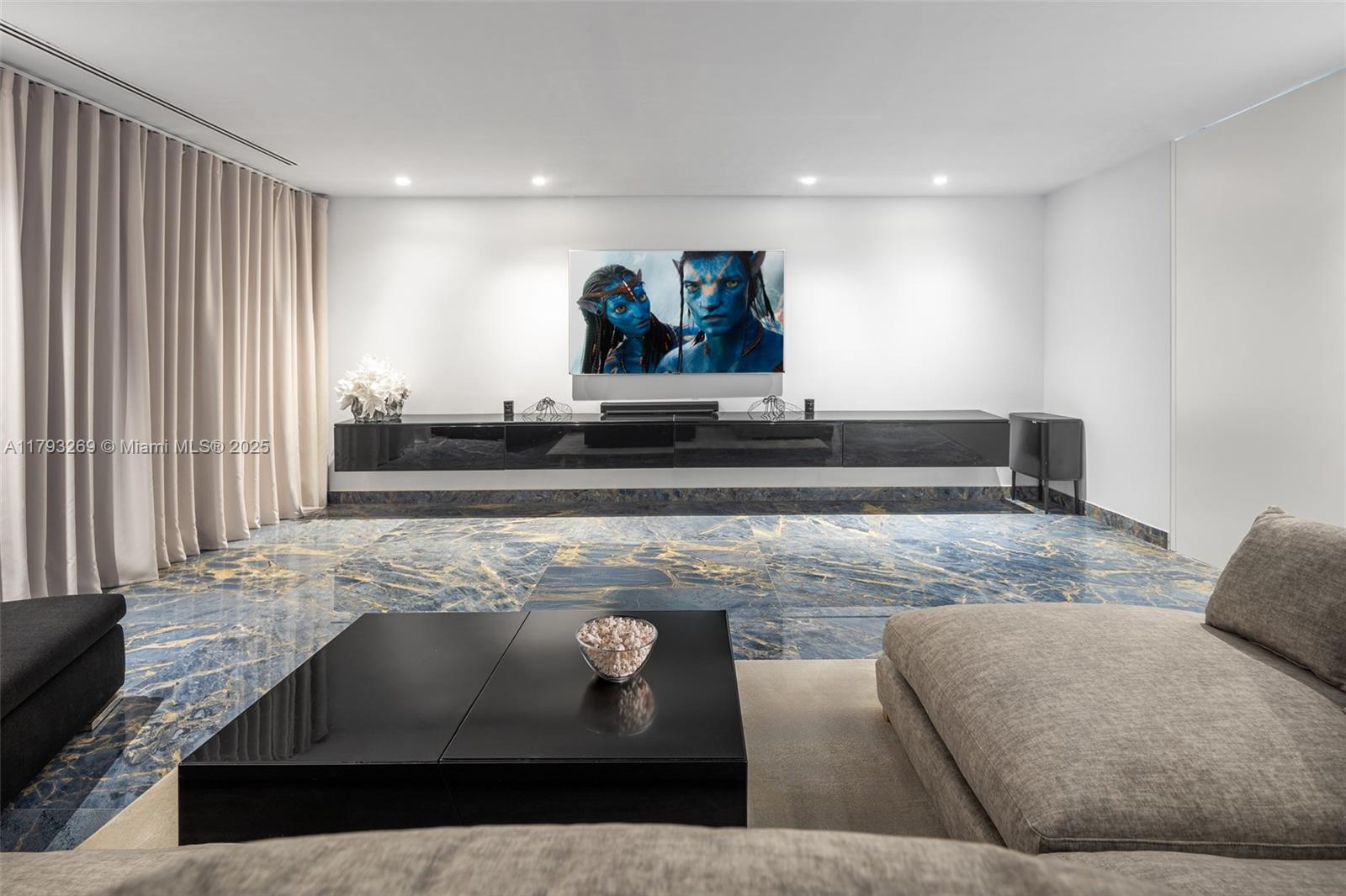 Undisclosed Address Ibiza, FL 0