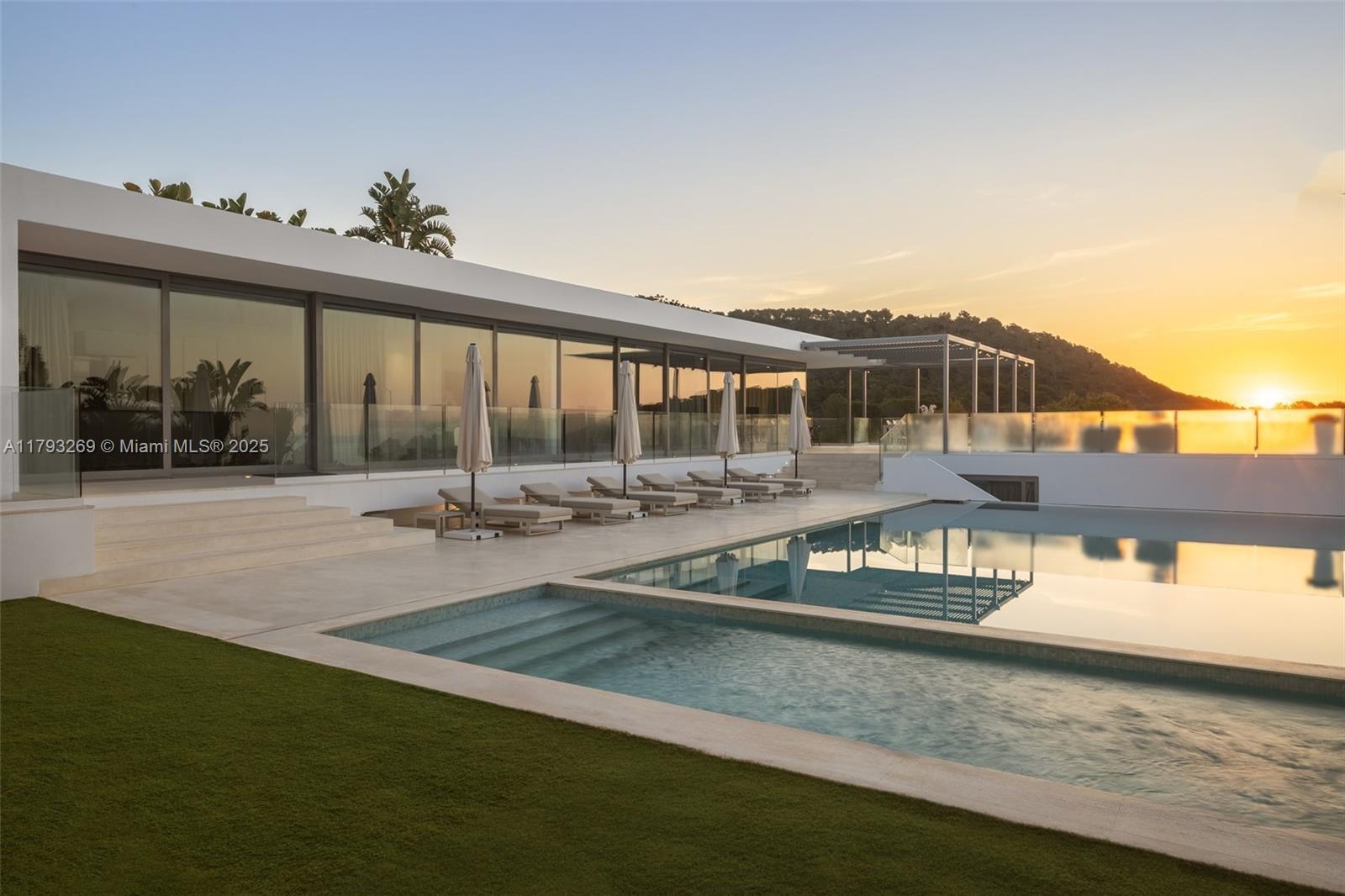 Undisclosed Address Ibiza, FL 0