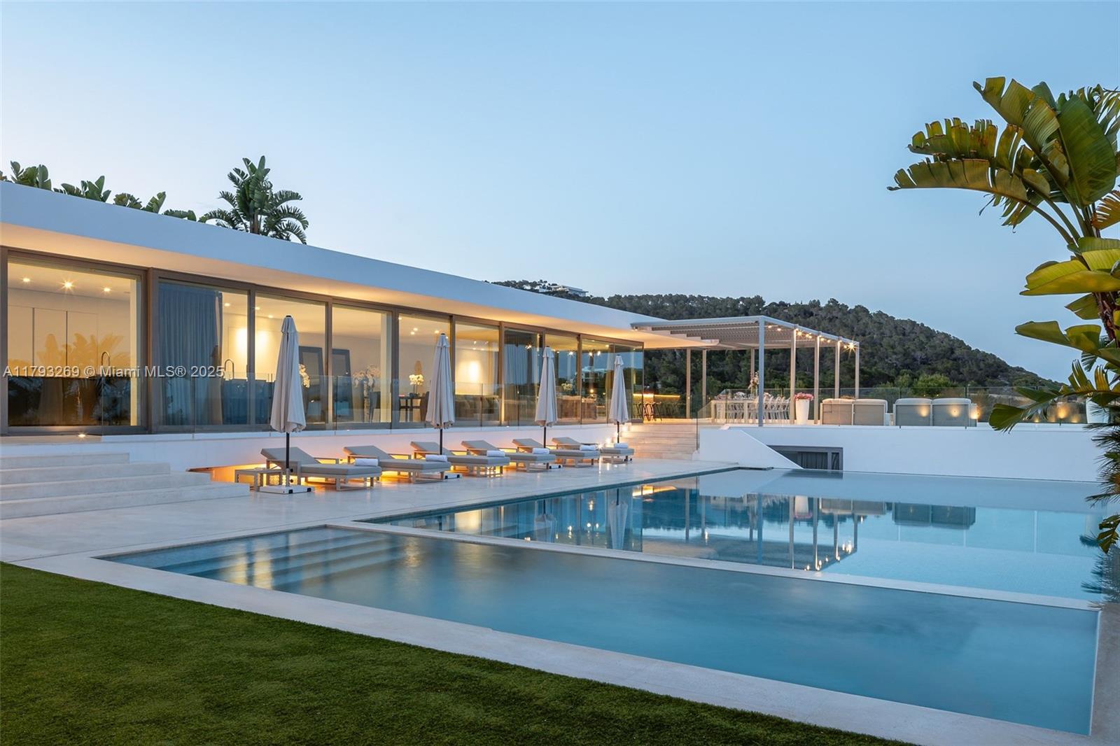 Undisclosed Address Ibiza, FL 0