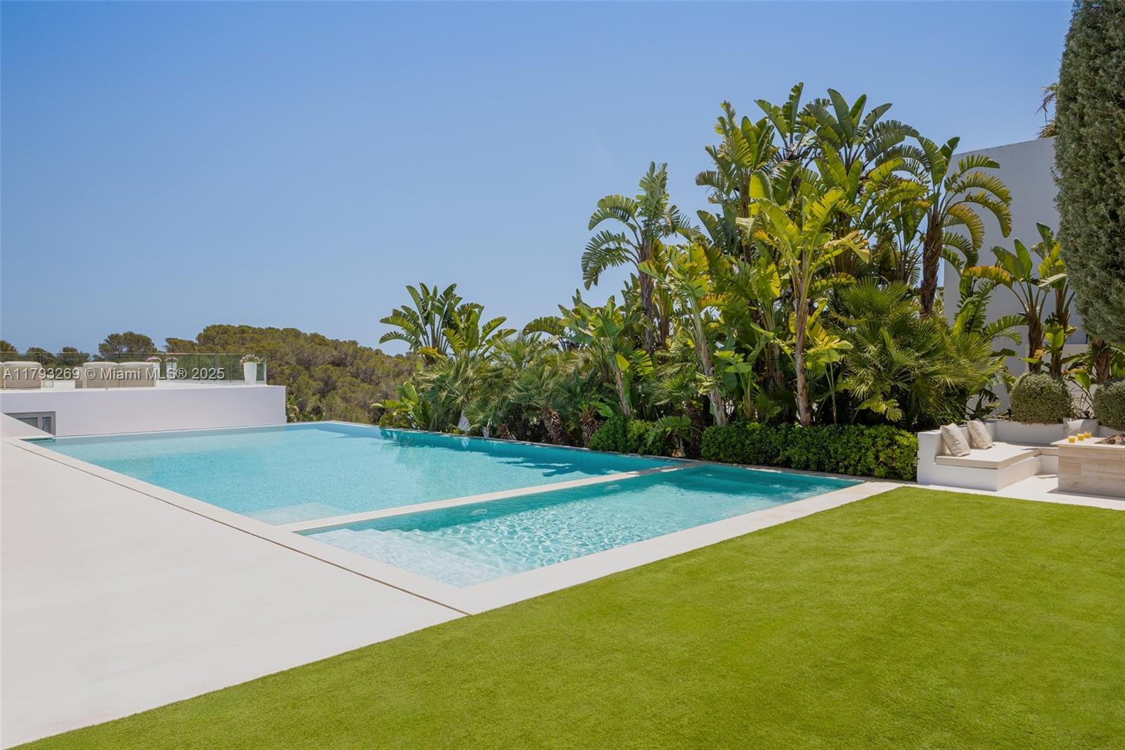 Undisclosed Address Ibiza, FL 0