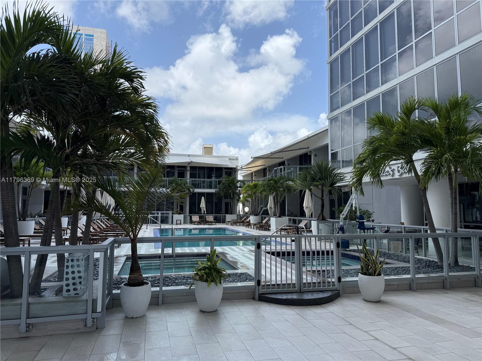 image Marquis Condo46