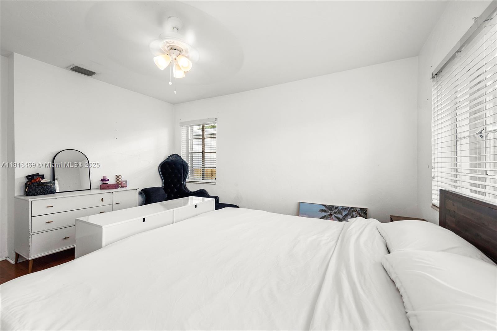 1545 Normandy Dr Miami Beach, FL 33141