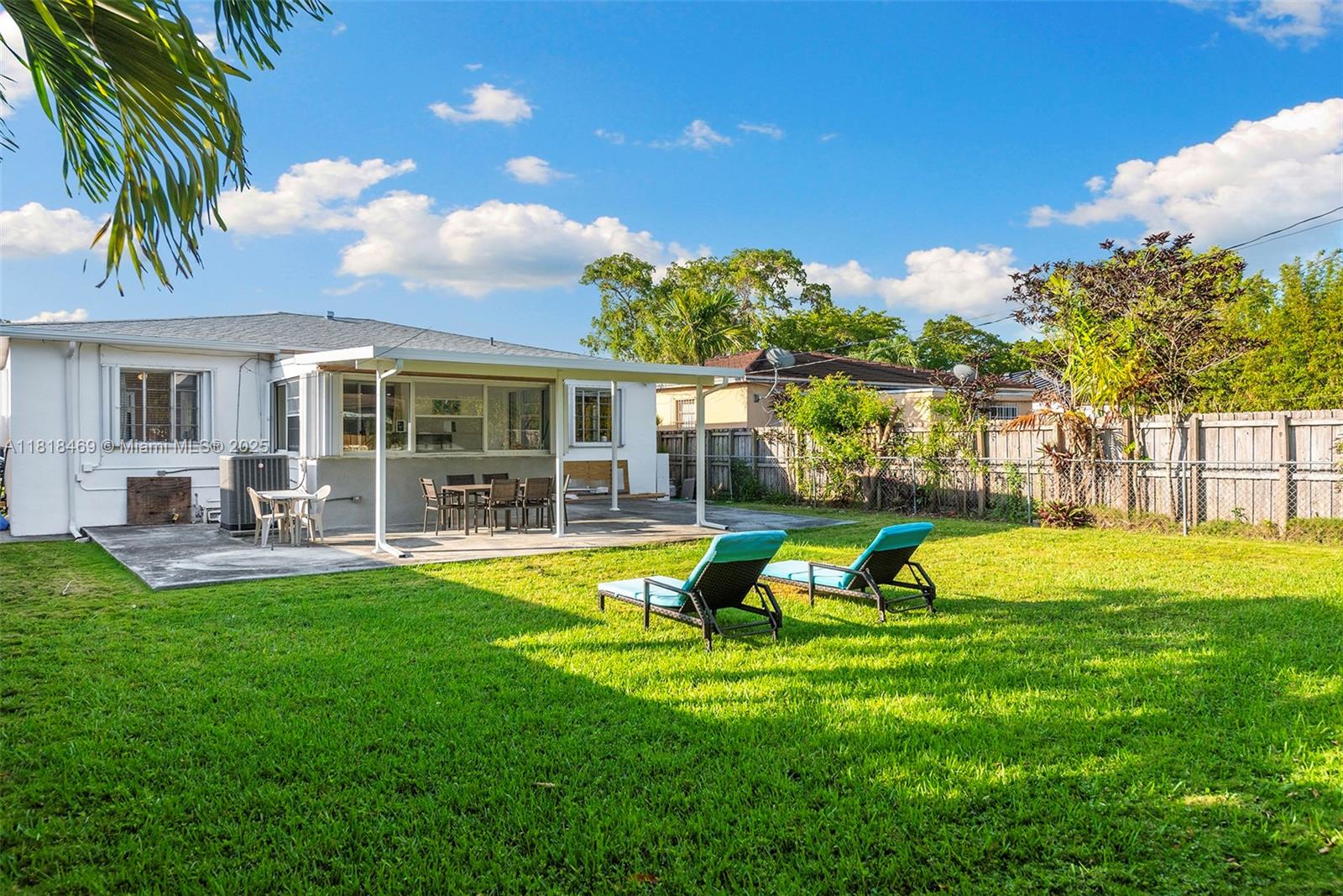 1545 Normandy Dr Miami Beach, FL 33141