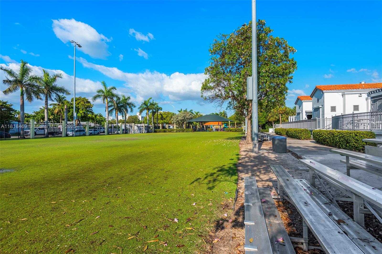 1545 Normandy Dr Miami Beach, FL 33141