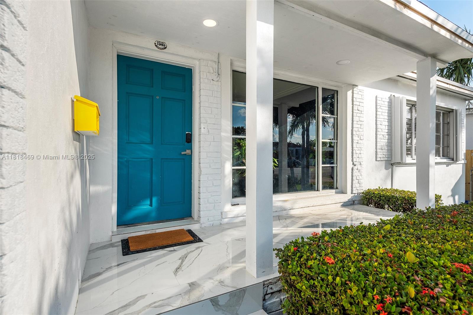 1545 Normandy Dr Miami Beach, FL 33141