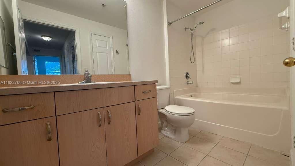 533 NE 3rd Ave #410 Fort Lauderdale, FL 33301