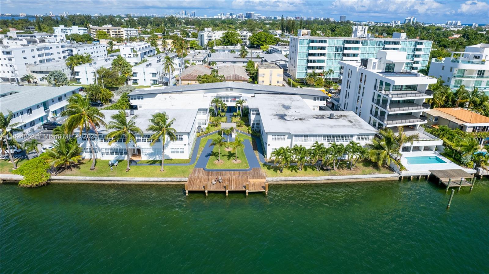 1940 Bay Dr #19