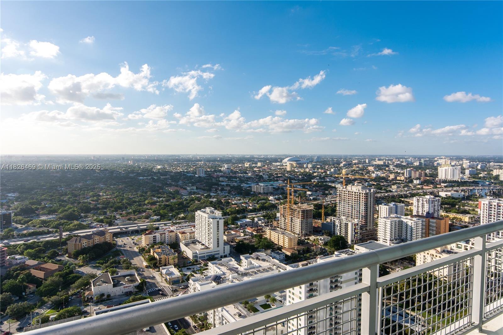image Infinity At Brickell Cond9