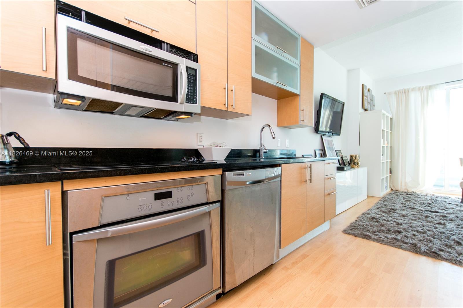 image Infinity At Brickell Cond4