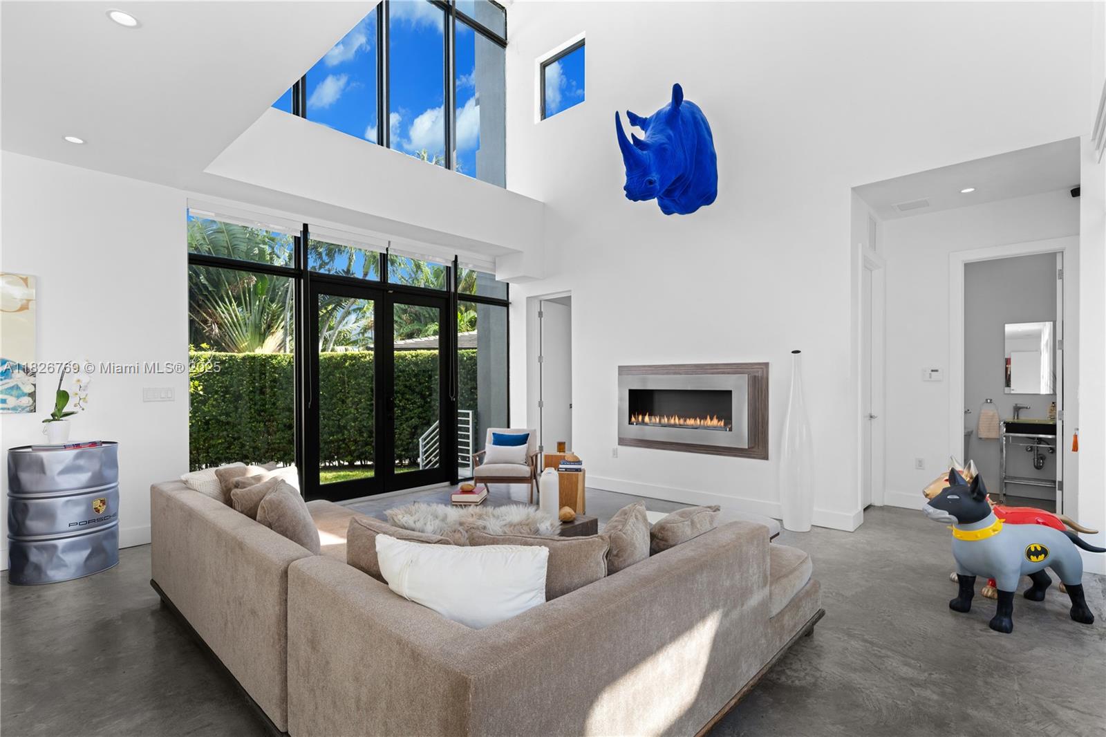 1009 NE 104th St Miami Shores, FL 33138