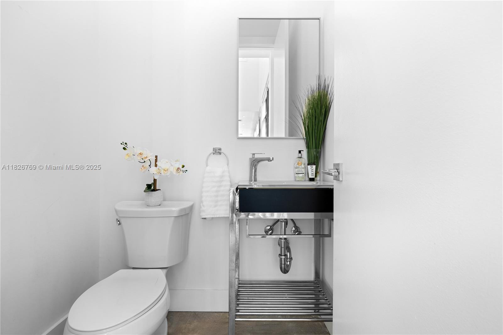 1009 NE 104th St Miami Shores, FL 33138