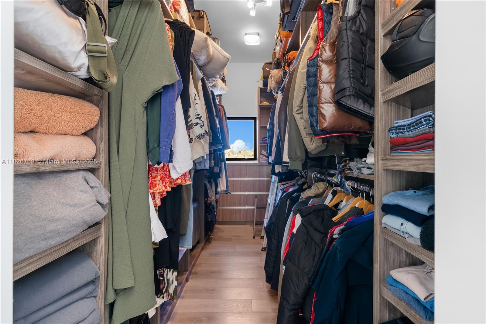 1009 NE 104th St Miami Shores, FL 33138