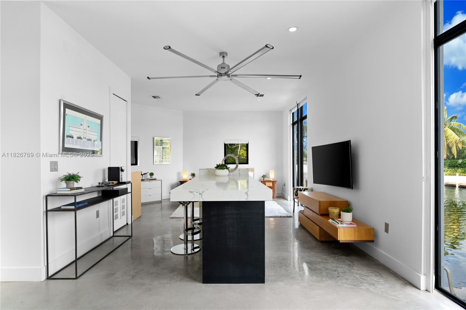 1009 NE 104th St Miami Shores, FL 33138