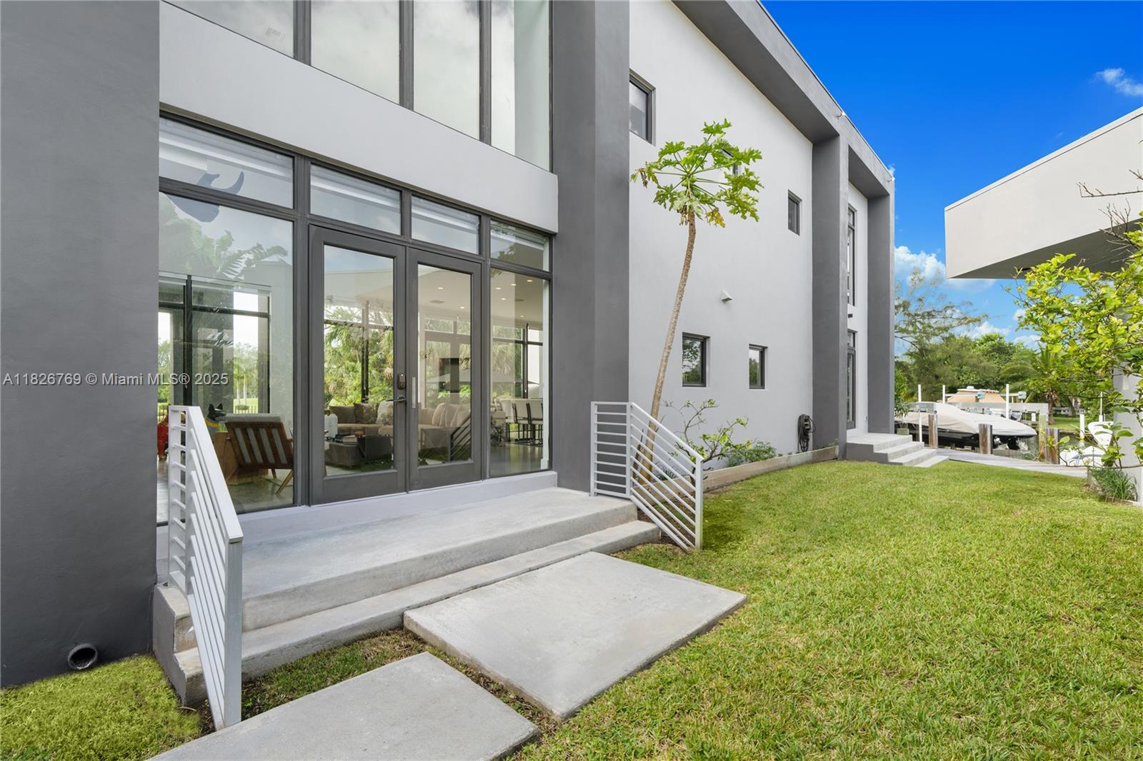 1009 NE 104th St Miami Shores, FL 33138