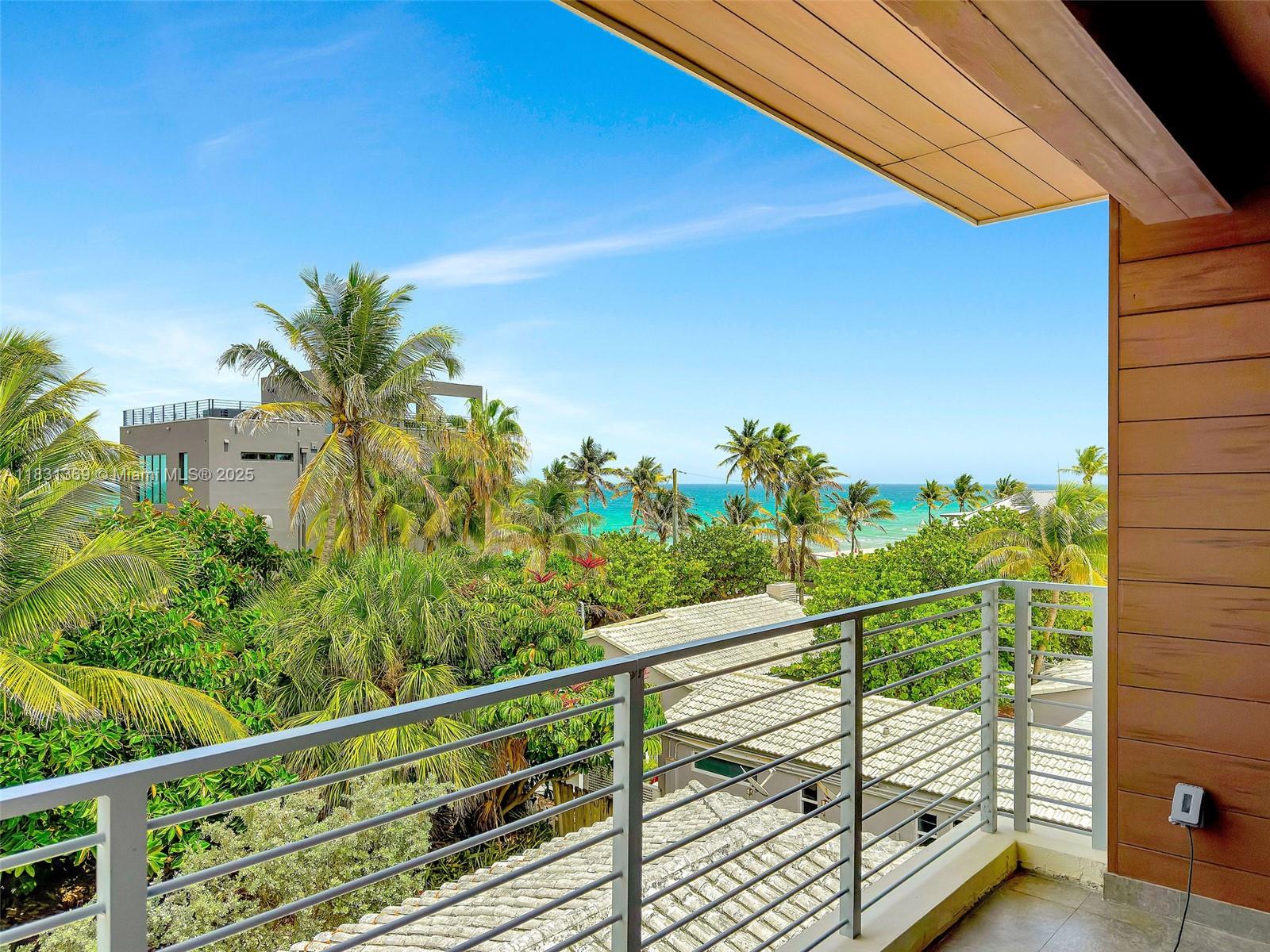 324 Balboa St Hollywood, FL 33019