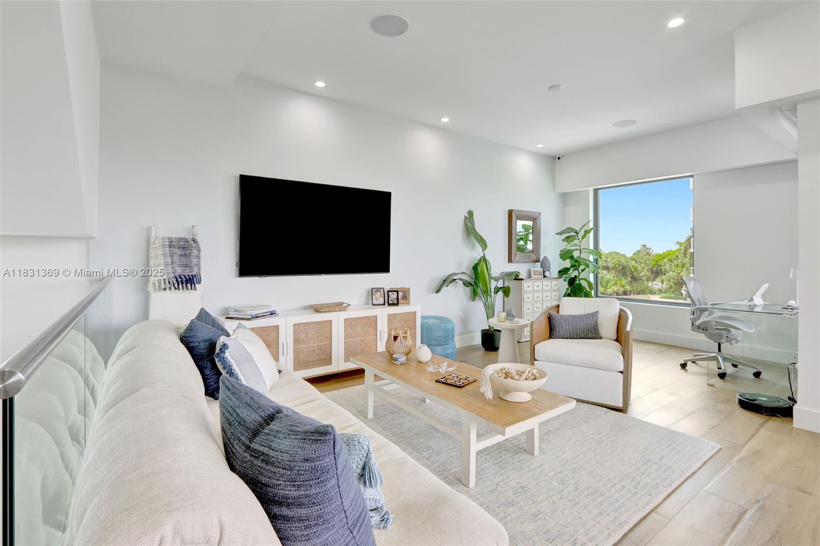 324 Balboa St Hollywood, FL 33019