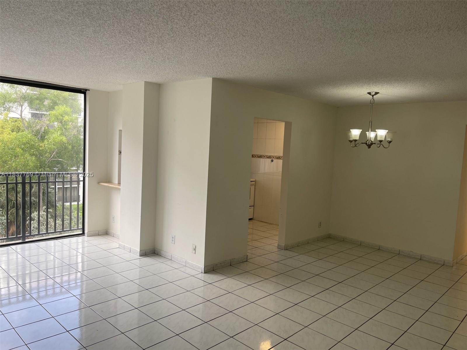 17011 N Bay Rd #406