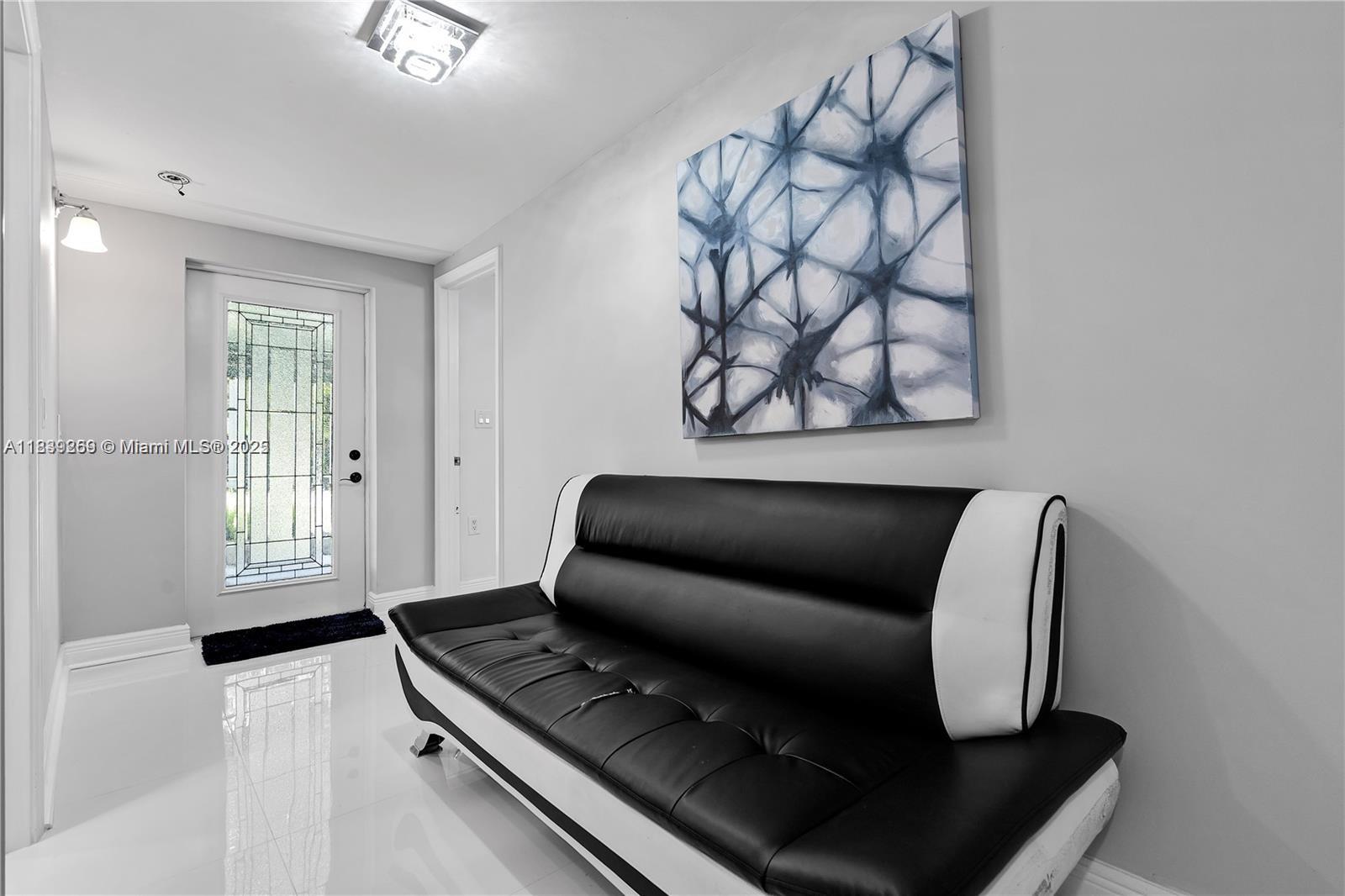 1761 SW 14th St Miami, FL 33145