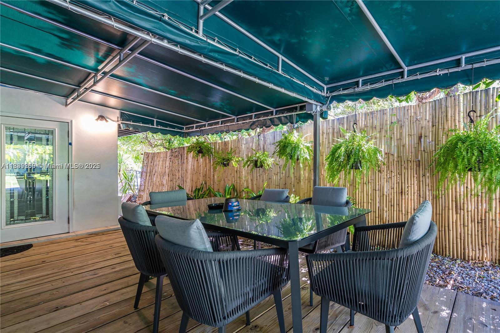 1761 SW 14th St Miami, FL 33145