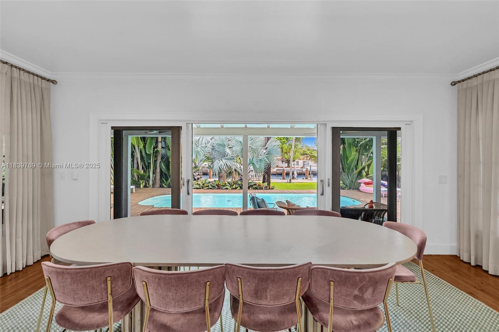 924 Belle Meade Is Dr Miami, FL 33138 924 Belle Meade Is Dr Miami, FL 33138