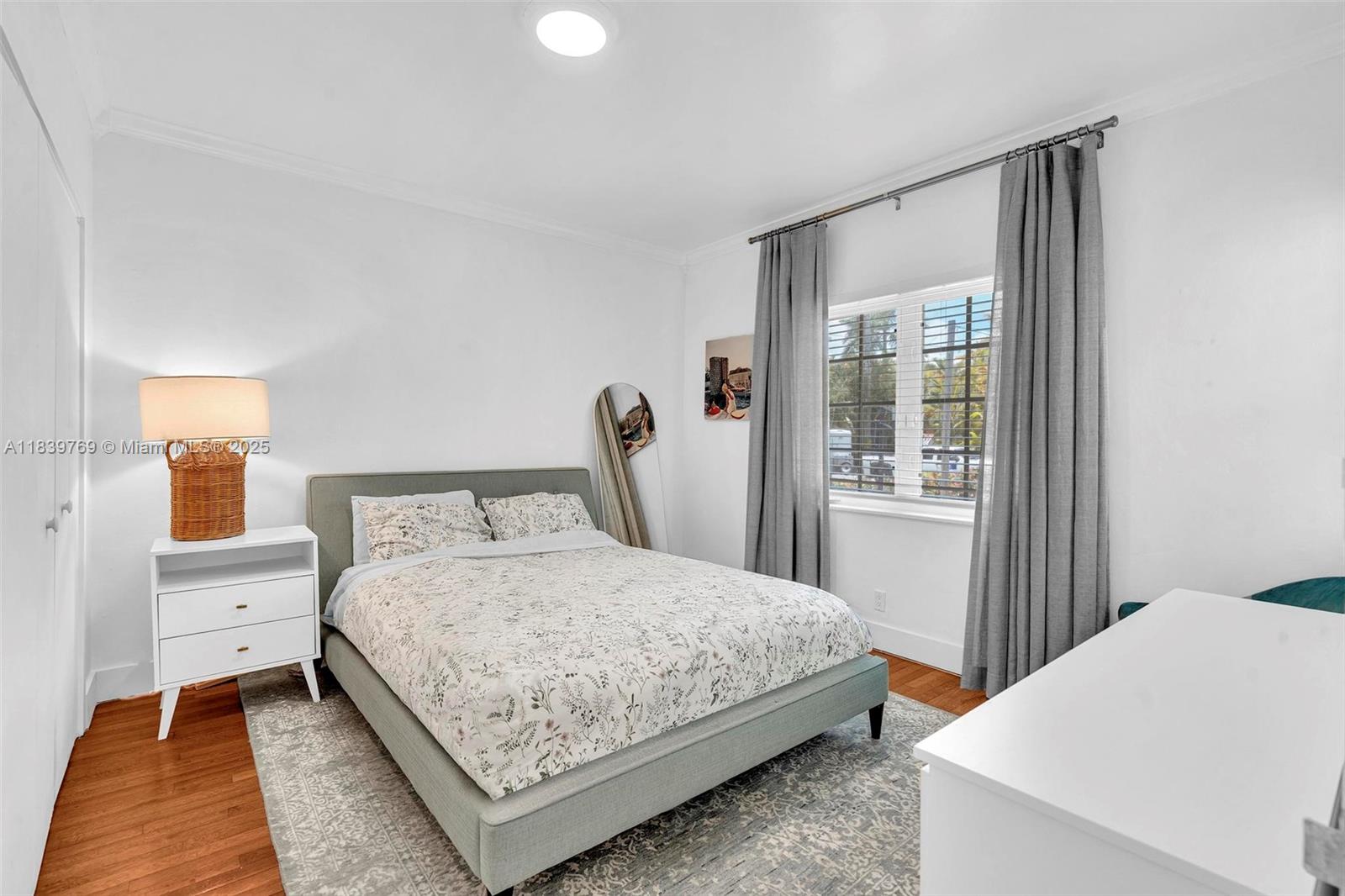 924 Belle Meade Is Dr Miami, FL 33138 924 Belle Meade Is Dr Miami, FL 33138
