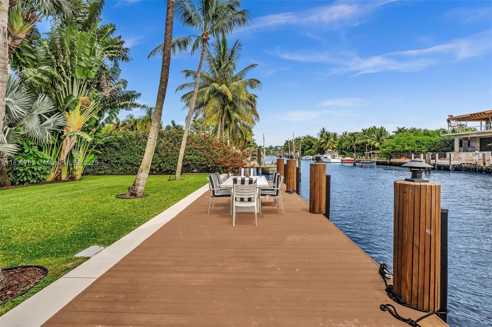 924 Belle Meade Is Dr Miami, FL 33138 924 Belle Meade Is Dr Miami, FL 33138