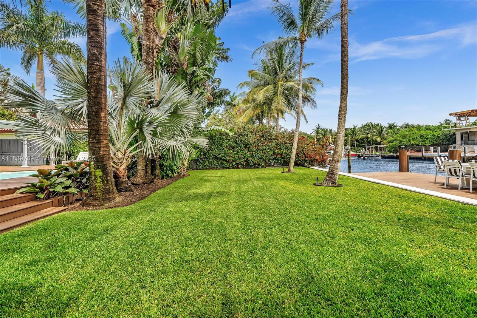 924 Belle Meade Is Dr Miami, FL 33138 924 Belle Meade Is Dr Miami, FL 33138