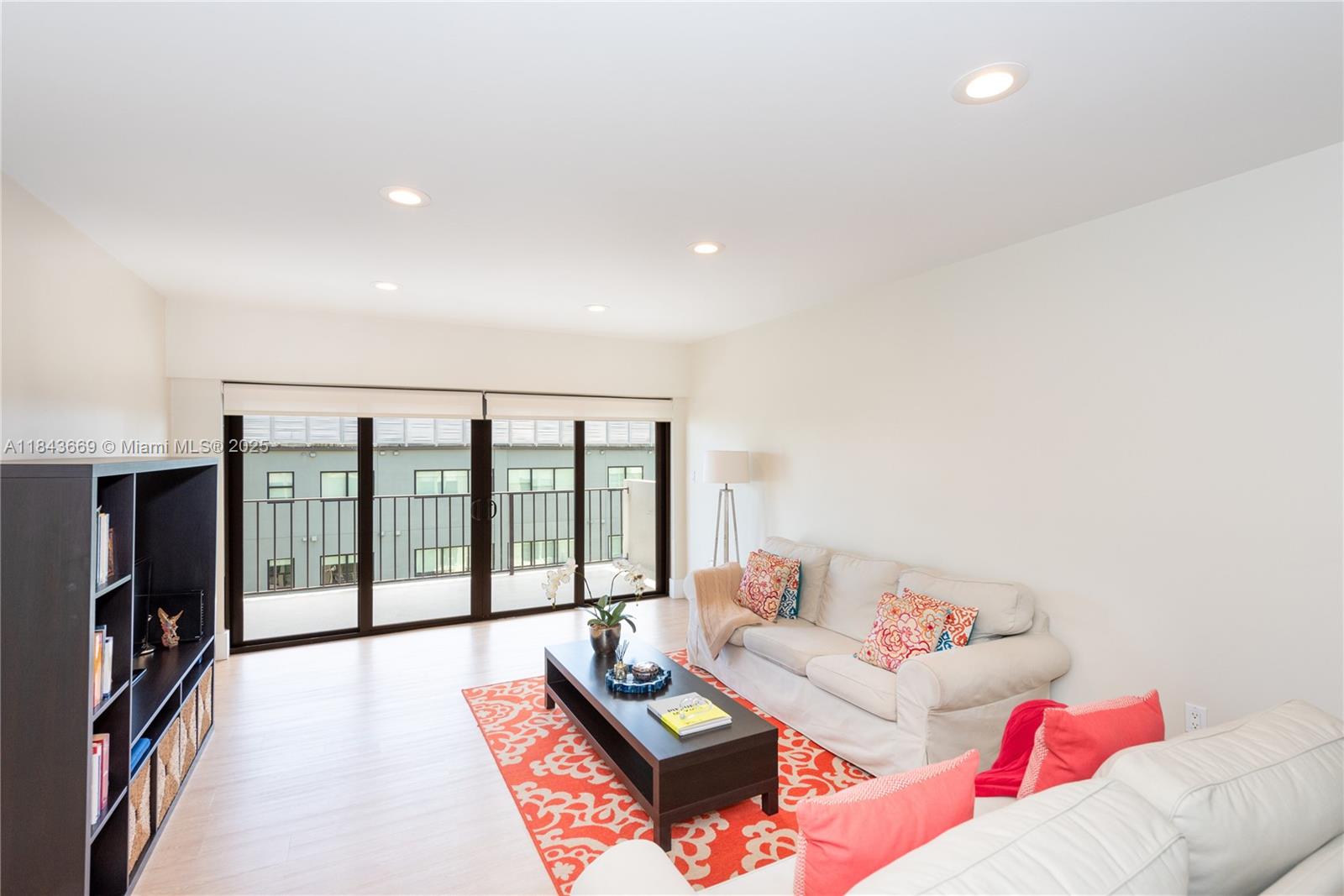 575 Crandon Blvd #604