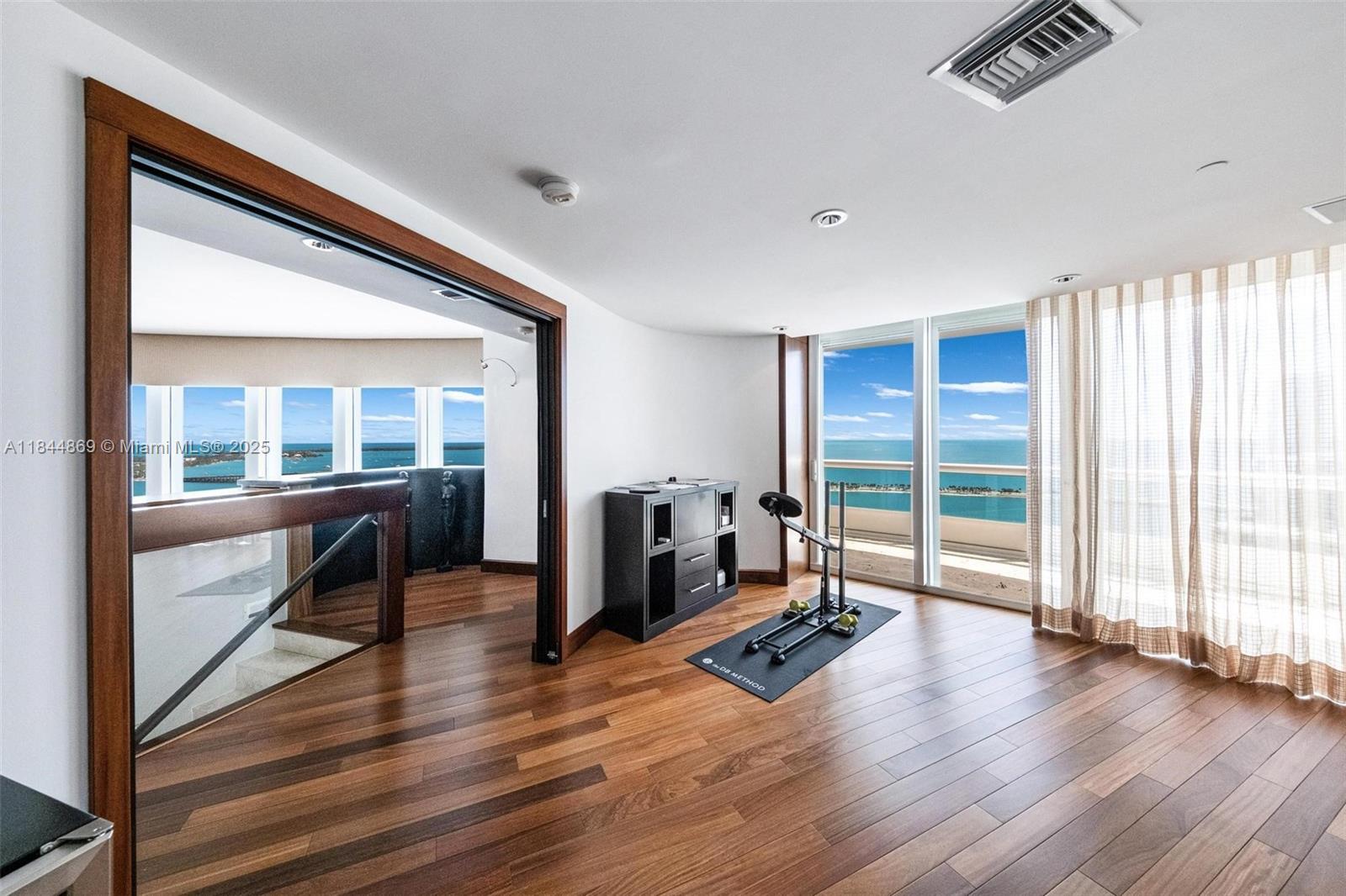 image Santa Maria Condo26