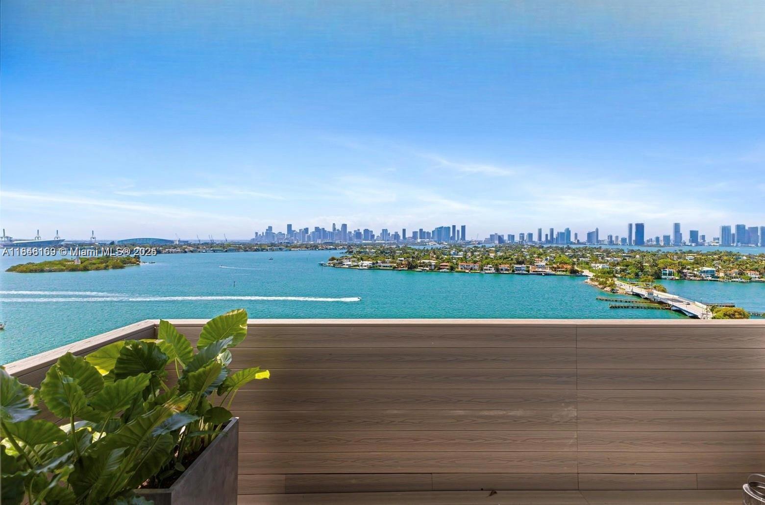 5 Island Ave #15D