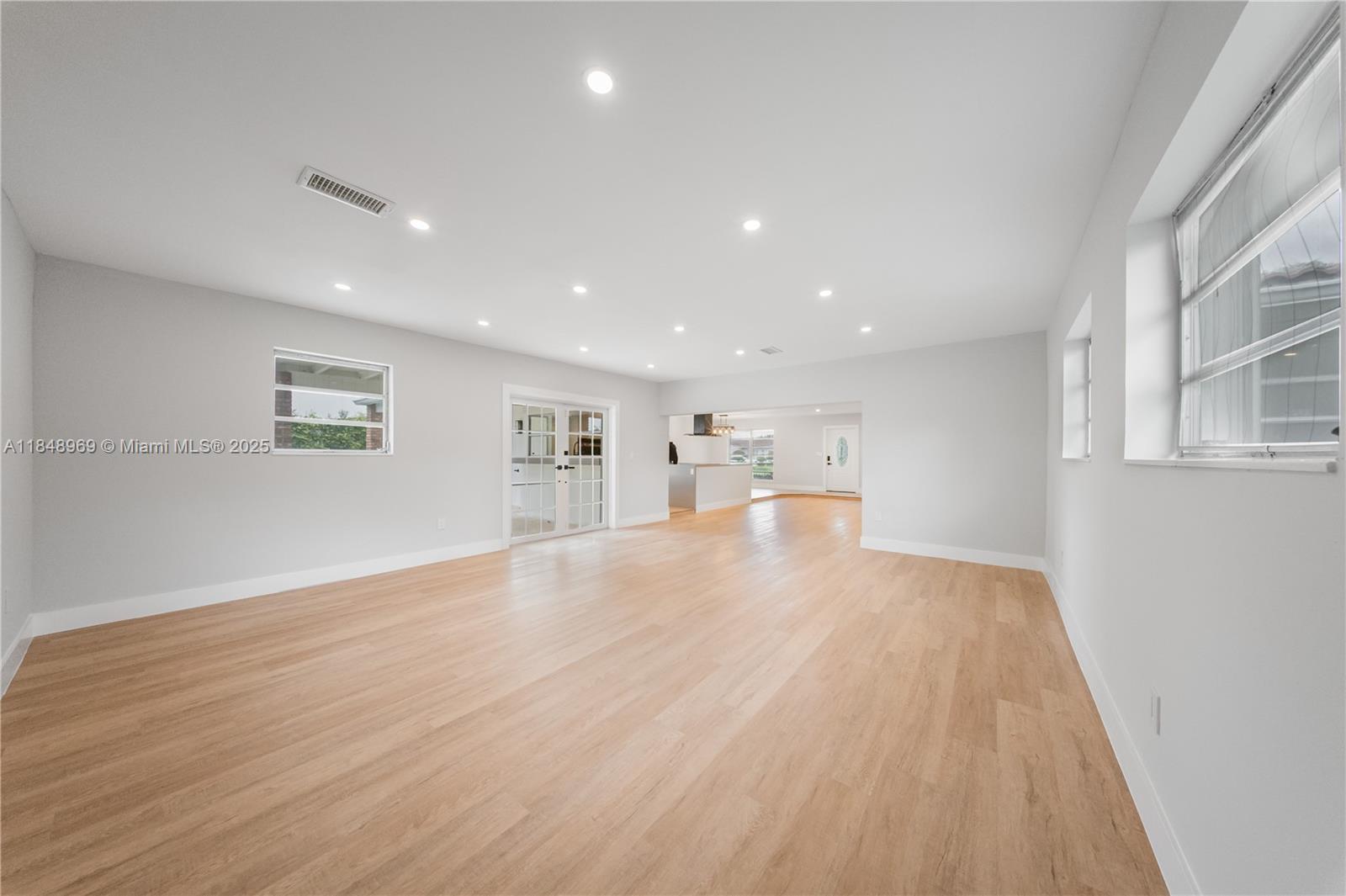 10420 SW 98th St Miami, FL 33176