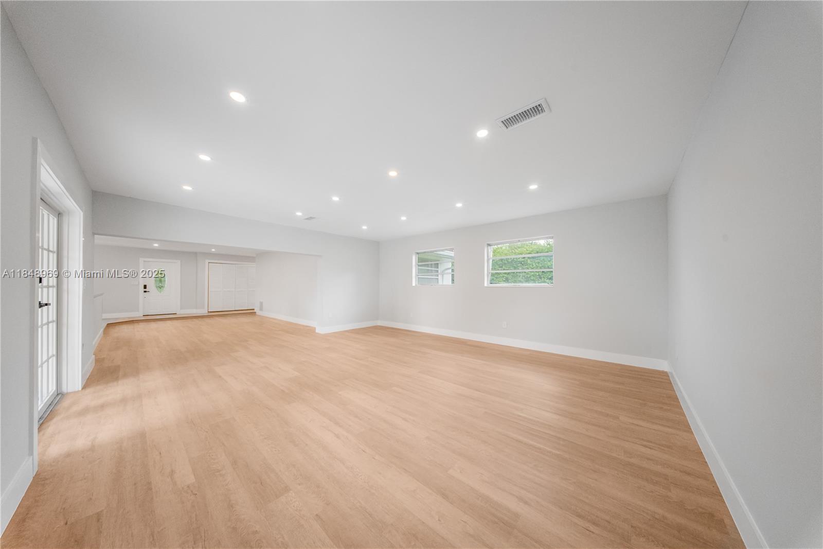 10420 SW 98th St Miami, FL 33176