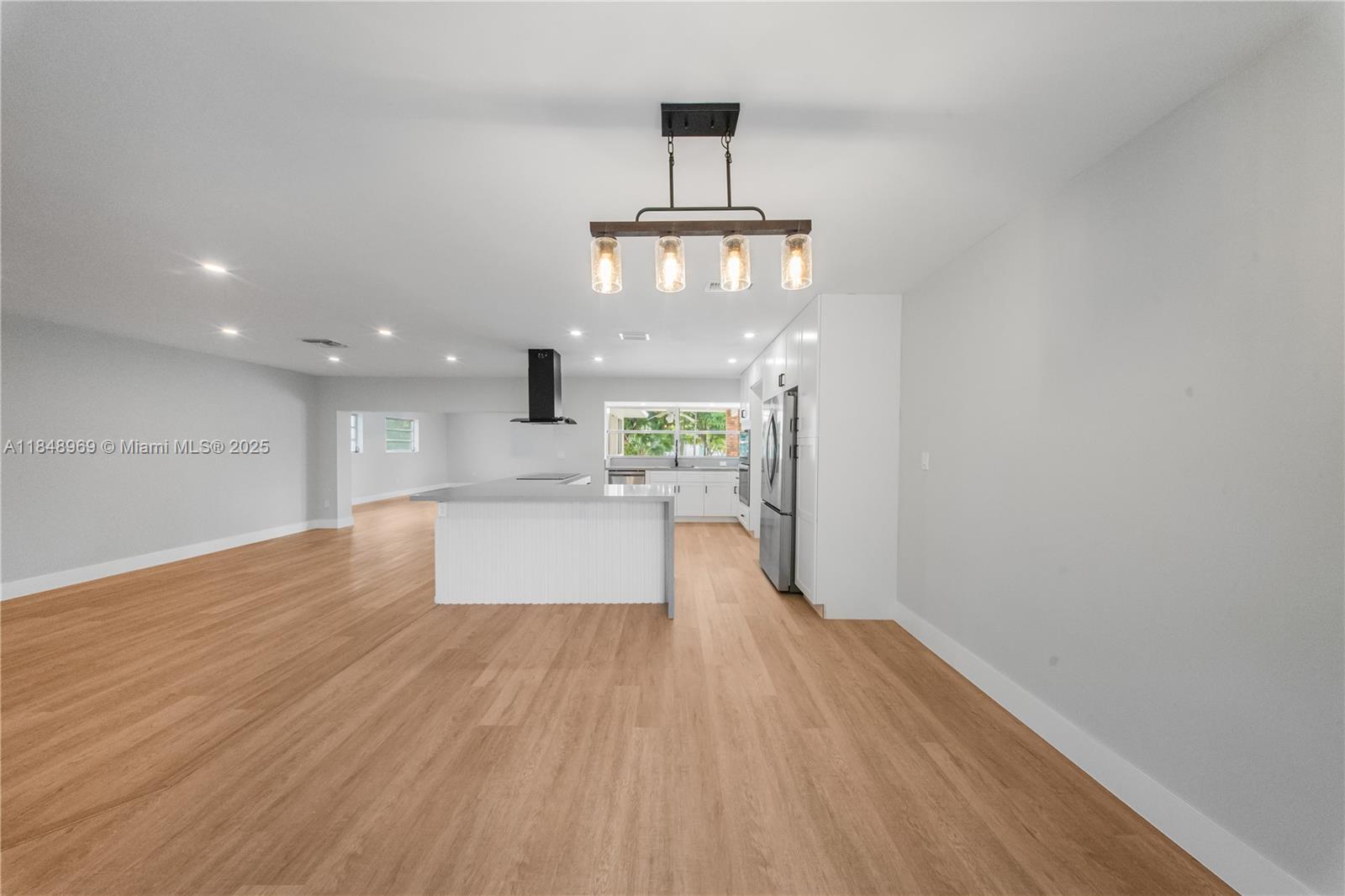 10420 SW 98th St Miami, FL 33176