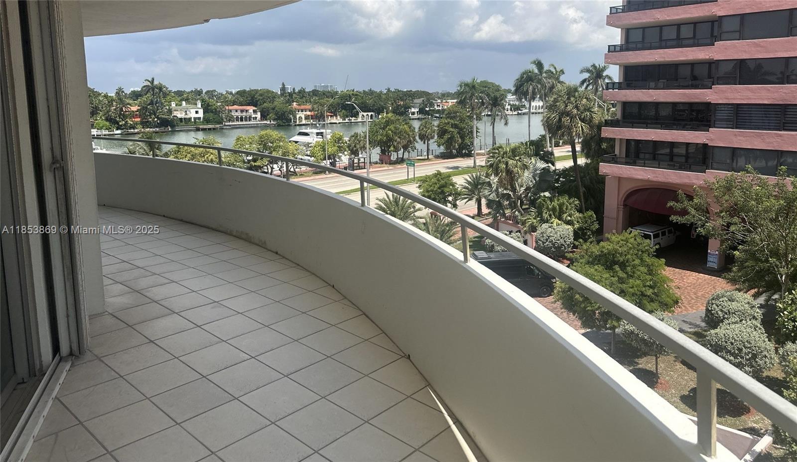 image Seacoast 5151 Condo2