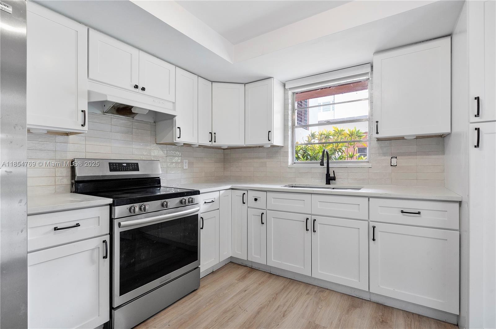 180 NE 12th Ave #10A