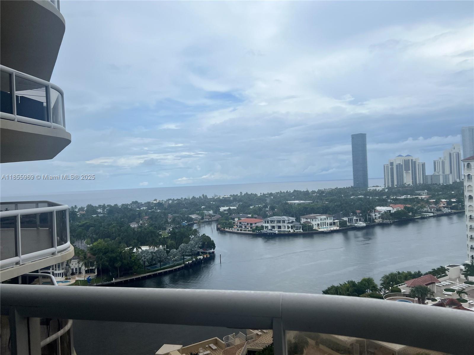 20191 E Country Clb Dr #1510